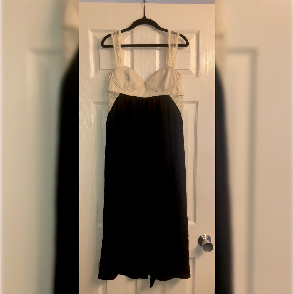 ZARA midi off white and black dress